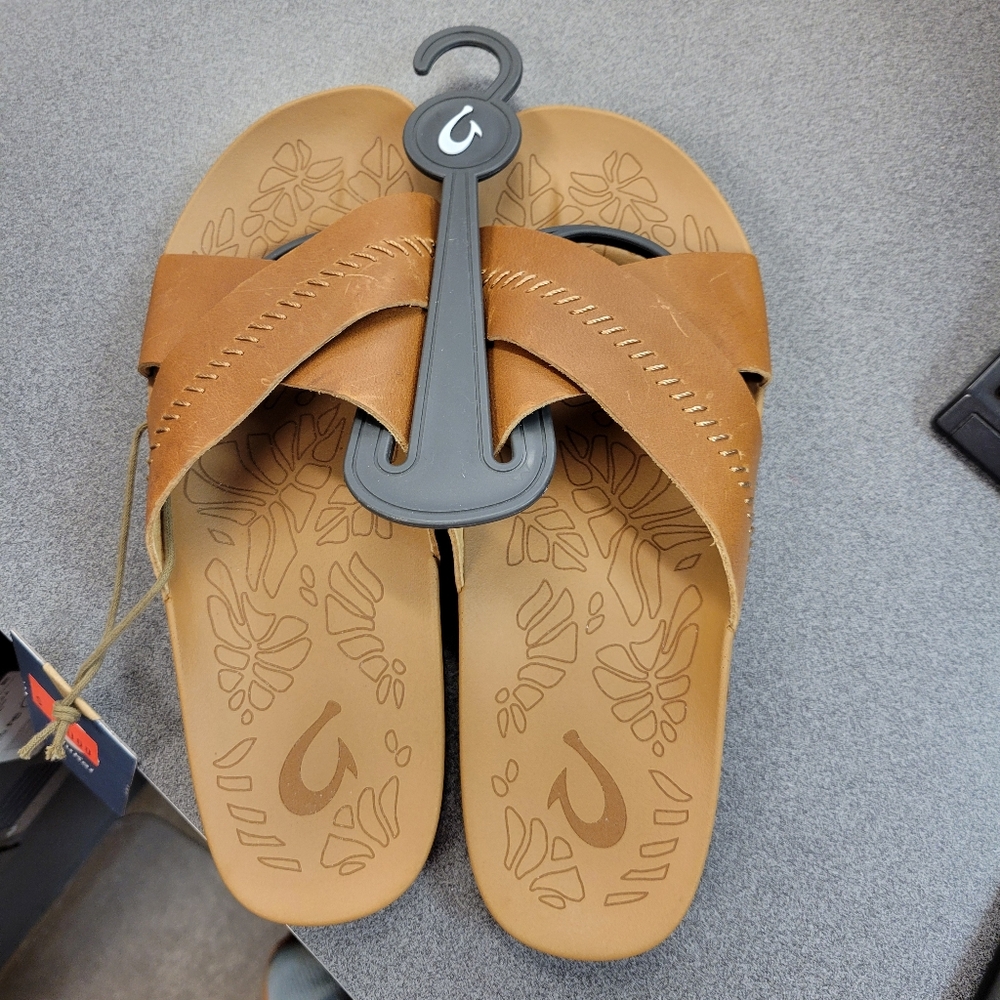 Olukai Tan Sahara Sandals